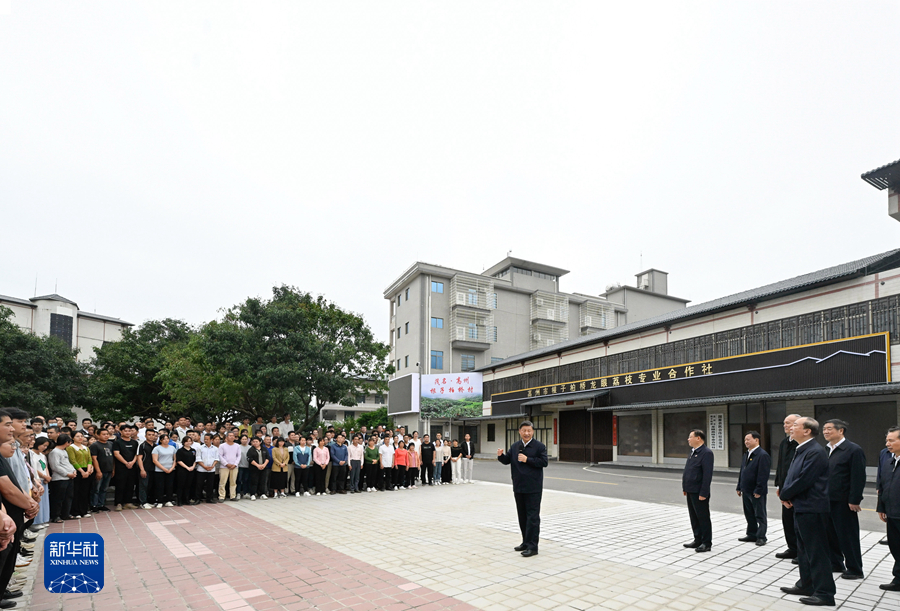 习近平在广东考察时强调 坚定不移全面深化改革扩大高水平对外开放 在推进中国式现代化建设中走在前列7.JPG