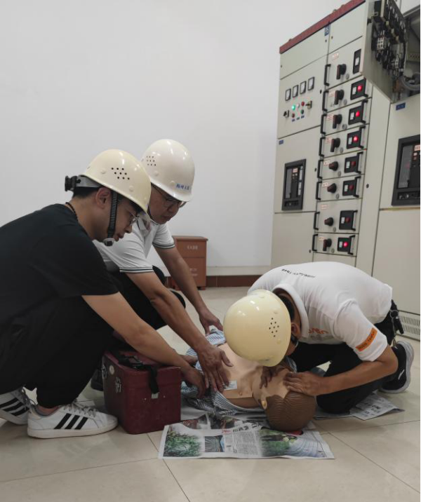 梅州市水务局梅州大堤管理处联合开展2023年梅州市水利行业“安全生产月”触电事故应急演练暨安全生产法规宣传活动2.png