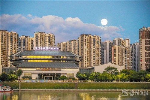60年一遇！中秋夜遇上“超级月亮”
