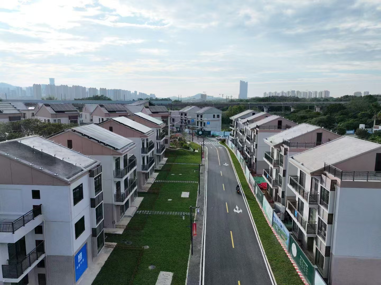 建设中的迳下新村.jpg