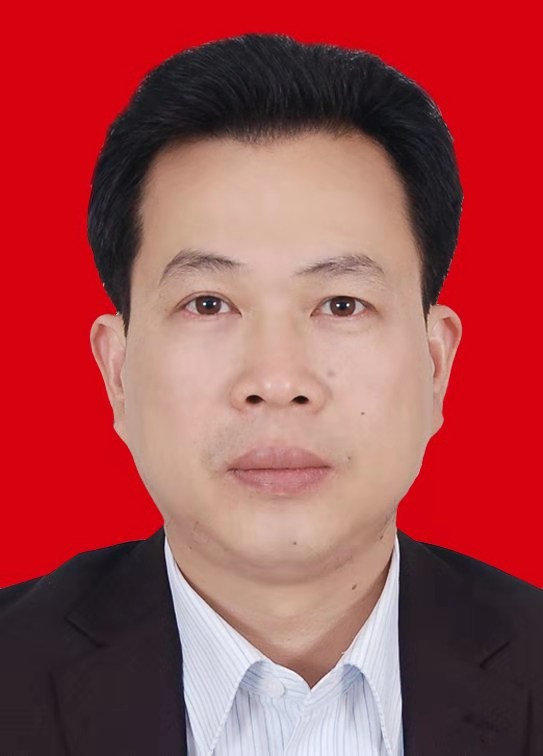 梅州市农业农村局（市乡村振兴局）四级调研员：李  茂