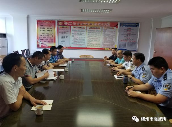 https://mmbiz.qpic.cn/mmbiz_png/OYZdxTjwqIB9WeTHnWjO3WROgiabdQLsCYsPZribLUfymdibQIvOicbyTB1RNj9icc5OQEz8rnkK1z3mQoevDOXhLRA/640?wx_fmt=png tp=webp wxfrom=5 wx_lazy=1 wx_co=1